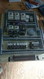 制御盤製作中.jpg